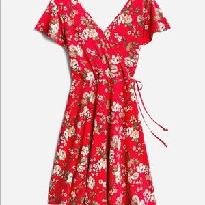 Kaileigh Floral Faux Wrap Knit Dress - Medium